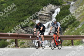 Photo #2439909 | 30-07-2022 10:58 | Passo Dello Stelvio - Waterfall curve BICYCLES