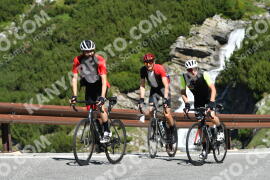 Photo #2242615 | 06-07-2022 10:27 | Passo Dello Stelvio - Waterfall curve BICYCLES
