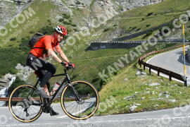 Photo #2380285 | 24-07-2022 09:42 | Passo Dello Stelvio - Waterfall curve BICYCLES