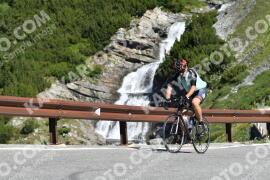 Photo #2227798 | 03-07-2022 10:00 | Passo Dello Stelvio - Waterfall curve BICYCLES