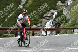 Photo #2202939 | 27-06-2022 11:25 | Passo Dello Stelvio - Waterfall curve BICYCLES