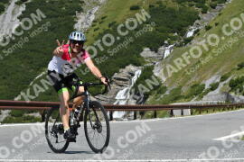 Photo #2399271 | 25-07-2022 11:23 | Passo Dello Stelvio - Waterfall curve BICYCLES