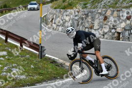 Photo #2434303 | 29-07-2022 13:29 | Passo Dello Stelvio - Waterfall curve BICYCLES