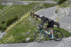 Photo #3268367 | 28-06-2023 15:20 | Passo Dello Stelvio - Waterfall curve BICYCLES