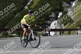 Photo #2744259 | 25-08-2022 15:00 | Passo Dello Stelvio - Waterfall curve BICYCLES