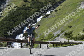 Foto #3132137 | 17-06-2023 16:25 | Passo Dello Stelvio - Waterfall Kehre BICYCLES