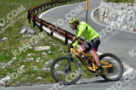 Photo #2337552 | 17-07-2022 14:41 | Passo Dello Stelvio - Waterfall curve BICYCLES