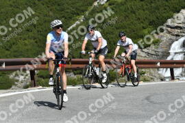 Photo #2202308 | 27-06-2022 10:12 | Passo Dello Stelvio - Waterfall curve BICYCLES