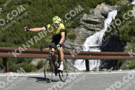 Photo #3225579 | 25-06-2023 09:59 | Passo Dello Stelvio - Waterfall curve BICYCLES