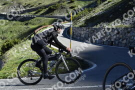 Photo #2108904 | 08-06-2022 09:17 | Passo Dello Stelvio - Waterfall BICYCLE riders