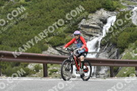 Photo #3386567 | 08-07-2023 11:09 | Passo Dello Stelvio - Waterfall curve BICYCLES
