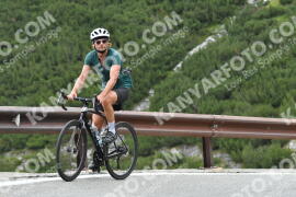 Photo #2410615 | 26-07-2022 11:57 | Passo Dello Stelvio - Waterfall curve BICYCLES