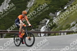Foto #3793517 | 10-08-2023 11:20 | Passo Dello Stelvio - Waterfall Kehre BICYCLES