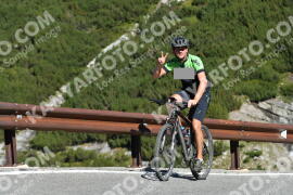 Photo #2620171 | 13-08-2022 09:58 | Passo Dello Stelvio - Waterfall curve BICYCLES