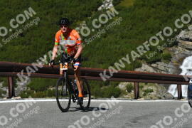 Fotó #4201087 | 08-09-2023 11:41 | Passo Dello Stelvio - Vízesés kanyar Bicajosok
