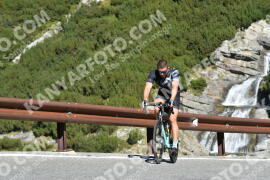 Photo #2710444 | 22-08-2022 10:23 | Passo Dello Stelvio - Waterfall curve BICYCLES