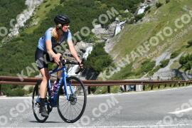 Photo #2369019 | 22-07-2022 10:57 | Passo Dello Stelvio - Waterfall curve BICYCLES