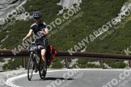 Photo #2731064 | 24-08-2022 12:16 | Passo Dello Stelvio - Waterfall curve BICYCLES