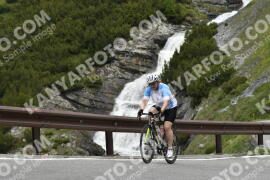 Photo #3200491 | 23-06-2023 12:12 | Passo Dello Stelvio - Waterfall curve BICYCLES