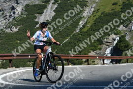 Photo #2397606 | 25-07-2022 09:34 | Passo Dello Stelvio - Waterfall curve BICYCLES