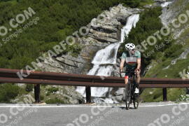Photo #3685243 | 31-07-2023 10:58 | Passo Dello Stelvio - Waterfall curve BICYCLES