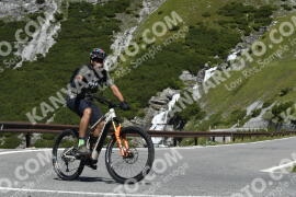 Photo #3686437 | 31-07-2023 11:11 | Passo Dello Stelvio - Waterfall curve BICYCLES