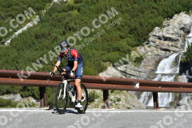 Photo #2667049 | 16-08-2022 10:27 | Passo Dello Stelvio - Waterfall curve BICYCLES