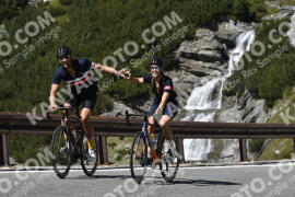 Photo #2742770 | 25-08-2022 13:21 | Passo Dello Stelvio - Waterfall curve BICYCLES