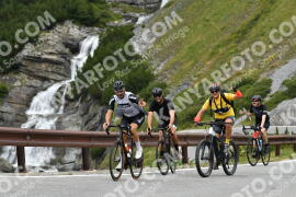 Photo #2461441 | 31-07-2022 11:29 | Passo Dello Stelvio - Waterfall curve BICYCLES