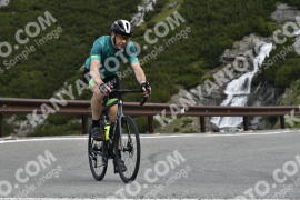 Photo #2130989 | 16-06-2022 10:22 | Passo Dello Stelvio - Waterfall curve BICYCLES