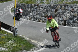 Photo #3240043 | 26-06-2023 12:12 | Passo Dello Stelvio - Waterfall curve BICYCLES