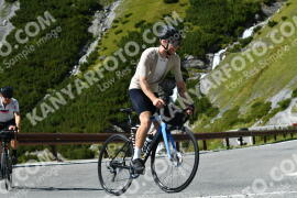 Photo #2701646 | 21-08-2022 15:07 | Passo Dello Stelvio - Waterfall curve BICYCLES