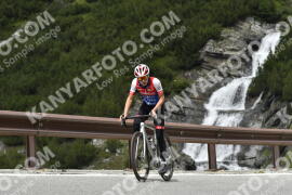 Photo #3579326 | 26-07-2023 12:12 | Passo Dello Stelvio - Waterfall curve BICYCLES