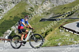 Photo #2502428 | 04-08-2022 09:58 | Passo Dello Stelvio - Waterfall curve BICYCLES