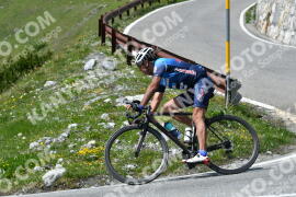 Photo #2171320 | 20-06-2022 15:00 | Passo Dello Stelvio - Waterfall curve BICYCLES