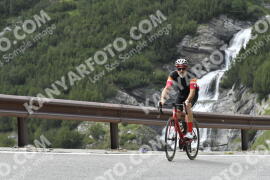 Photo #3557460 | 23-07-2023 15:54 | Passo Dello Stelvio - Waterfall curve BICYCLES
