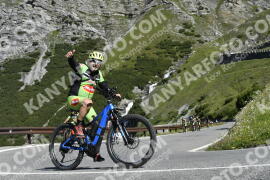 Photo #3477353 | 15-07-2023 10:04 | Passo Dello Stelvio - Waterfall curve BICYCLES