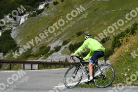 Fotó #2668162 | 16-08-2022 13:24 | Passo Dello Stelvio - Vízesés kanyar Bicajosok