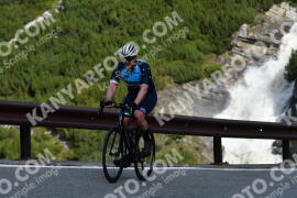 Photo #3933409 | 18-08-2023 09:38 | Passo Dello Stelvio - Waterfall curve BICYCLES