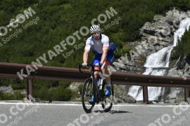 Foto #3706766 | 02-08-2023 12:24 | Passo Dello Stelvio - Waterfall Kehre BICYCLES