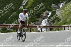Photo #2302522 | 14-07-2022 11:37 | Passo Dello Stelvio - Waterfall curve BICYCLES