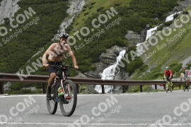 Fotó #3256159 | 27-06-2023 13:08 | Passo Dello Stelvio - Vízesés kanyar Bicajosok