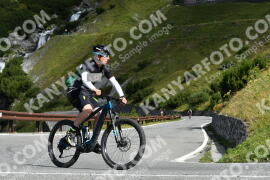Foto #2484636 | 02-08-2022 10:22 | Passo Dello Stelvio - Waterfall Kehre BICYCLES