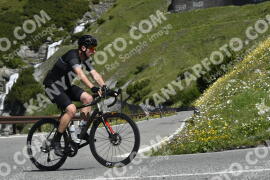 Fotó #3360934 | 05-07-2023 10:52 | Passo Dello Stelvio - Vízesés kanyar Bicajosok