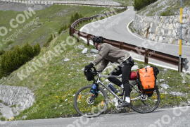 Fotó #3060889 | 08-06-2023 13:36 | Passo Dello Stelvio - Vízesés kanyar Bicajosok
