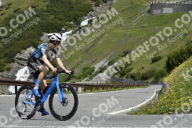 Photo #3253592 | 27-06-2023 10:56 | Passo Dello Stelvio - Waterfall curve BICYCLES