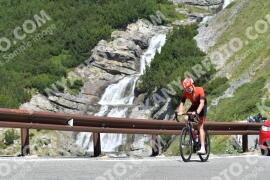 Photo #2354964 | 19-07-2022 11:36 | Passo Dello Stelvio - Waterfall curve BICYCLES