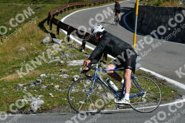Photo #4035659 | 23-08-2023 10:11 | Passo Dello Stelvio - Waterfall curve BICYCLES