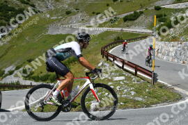 Photo #3987929 | 20-08-2023 14:15 | Passo Dello Stelvio - Waterfall curve BICYCLES