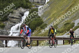 Photo #2842615 | 10-09-2022 11:34 | Passo Dello Stelvio - Waterfall curve BICYCLES
